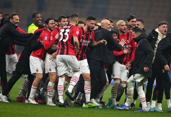 17岁290天，卡尔成为欧冠历史连续3场进球最年轻的球员（17岁290天！卡尔成欧冠史上最年轻的连续三场进球者）